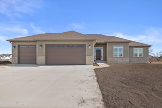 339 York St, Union Grove, WI 53182