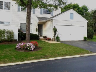 1660 Normantown Rd Unit 438, Naperville, IL 60564