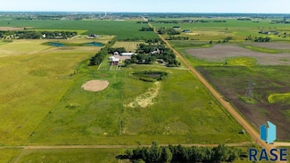27215 473rd Ave, Sioux Falls, SD 57108