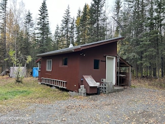 34785 Forest Ln, Soldotna, AK 99669