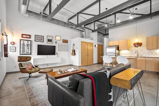 111 E Franklin Ave Unit 211, Minneapolis, MN 55404