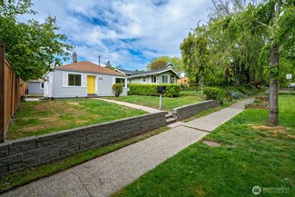 7929 34th Ave SW, Seattle, WA 98126