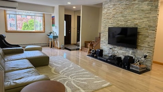 240-31 65 Ave, Douglaston, NY 11362