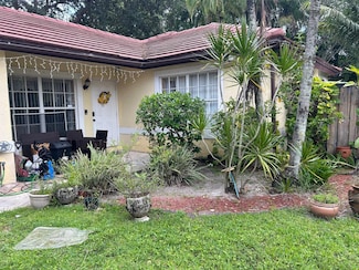 12147 Cuddington Ct, Wellington, FL 33414