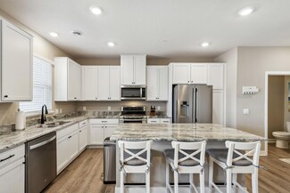13836 Kaylemore Trail, Rosemount, MN 55068