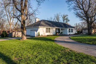 2401 Grand Ave, Leavenworth, KS 66048