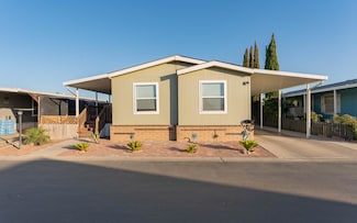 900 E Rankin Rd Unit 72, Tulare, CA 93274
