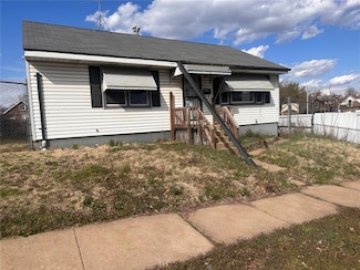 811 Hornsby Ave, Saint Louis, MO 63147
