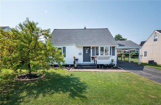 526 Spruce St, Hellertown, PA 18055