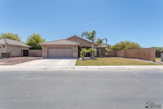 373 E 14th St, Somerton, AZ 85350