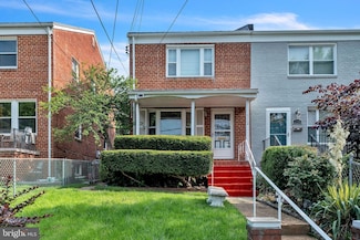 712 Chesapeake St SE, Washington, DC 20032