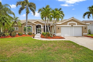 8350 Trentwood Ct, Fort Myers, FL 33912