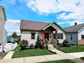 12 1/2 W Vine St, Mount Pleasant, PA 15666