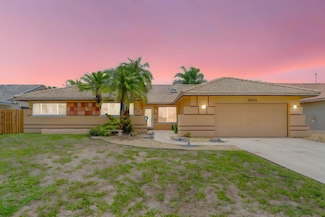 15541 S Roundtable Rd, Davie, FL 33331