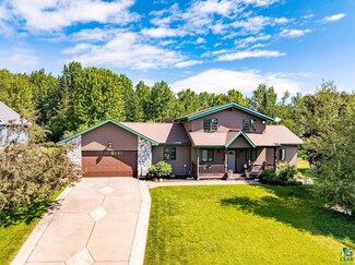 5011 Woodlawn St, Duluth, MN 55804