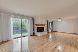 11136 Abbott Ln, Hopkins, MN 55343