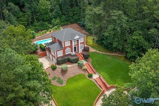 174 Greenbriar Rd, Gadsden, AL 35901