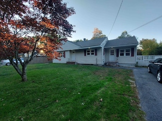 17 Jericho Rd, Pelham, NH 03076