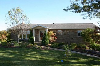 175 Antoine St, Mineral Point, WI 53565