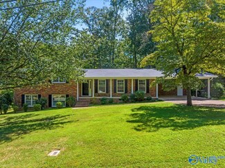 1907 Ruth St, Scottsboro, AL 35769