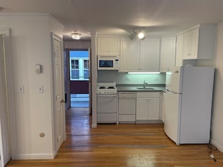 1691 Cambridge St Unit 12, Cambridge, MA 02138