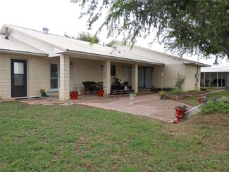 540 S Willow St, Lehigh, OK 74556