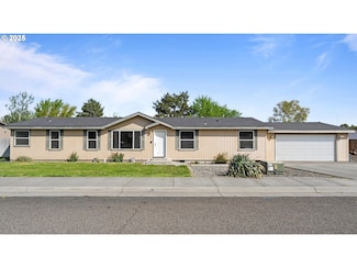 865 Evelyn St, Hermiston, OR 97838