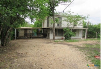 1310 & 1310 1/2 S 39th St, Temple, TX 76504