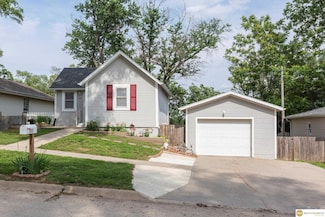 523 S 6th St, Plattsmouth, NE 68048