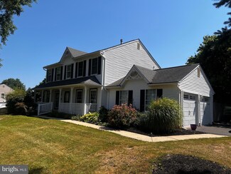 127 Chatham Place, Lansdale, PA 19446