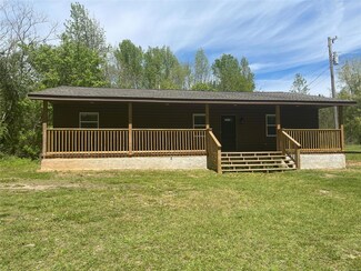 611 W Central Rd, Wetumpka, AL 36092