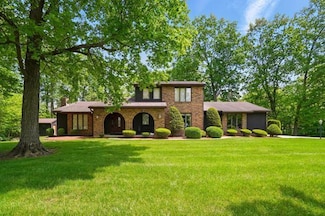 1640 Bending Tree Dr, New Carlisle, OH 45344