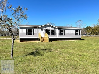 1304 Myrtle Rd, Claxton, GA 30417