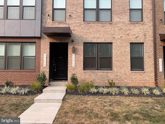 43808 Middleway Terrace, Ashburn, VA 20147