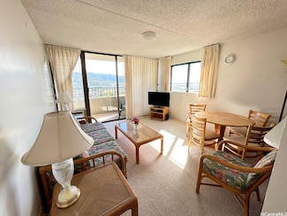 2240 Kuhio Ave Unit 2405, Honolulu, HI 96815