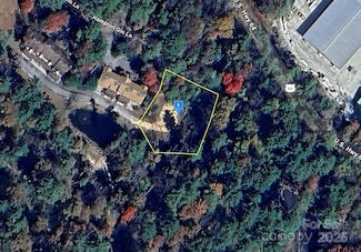 5 Hampton Glen Ln, Sapphire, NC 28774