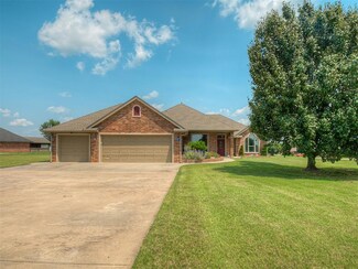 4210 Woodmark Dr, Harrah, OK 73045