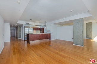 1155 S Grand Ave Unit 1407, Los Angeles, CA 90015