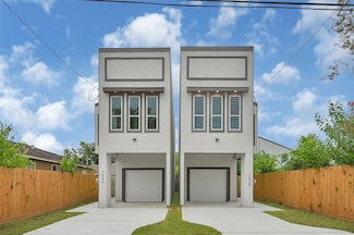 7940 Angus St, Houston, TX 77028