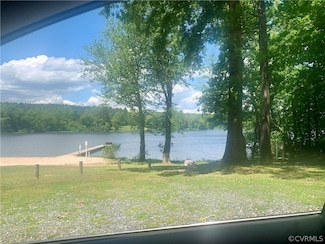 7 Lakeside Drive Extension, Columbia, VA 23038