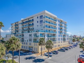 15 Avalon St Unit 402, Clearwater Beach, FL 33767