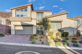 32 Hilltop Crest St, Henderson, NV 89011