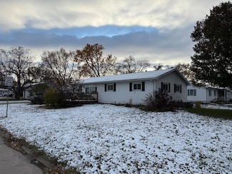 2201 Des Moines St, Webster City, IA 50595