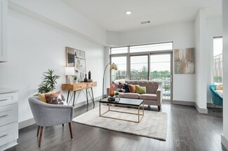 2407 8th Ave S Unit 305, Nashville, TN 37204