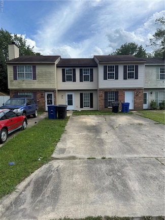 5611 Gregory Ct, Portsmouth, VA 23703