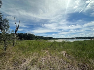 2208 SW Shorewood Dr, Dunnellon, FL 34431