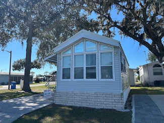 37811 Chancey Rd Unit 195, Zephyrhills, FL 33541