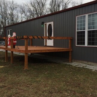 10 Midland Meadows, Linton, IN 47441