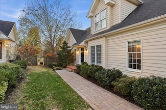 42983 Pascale Terrace, Ashburn, VA 20148