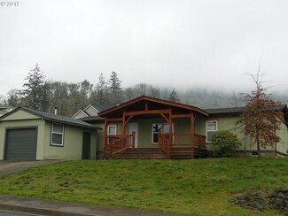 482 Carol St, Lowell, OR 97452